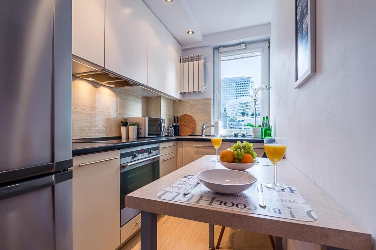 Panska 3 - Apartment With Balcony By Noclegi Renters Varšava Exteriér fotografie